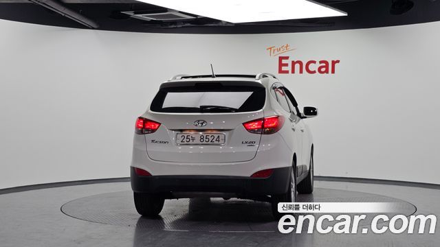 Hyundai Tucson Diesel 2WD LX20 Premier — пробег 78 983 км — фото 4 из 5