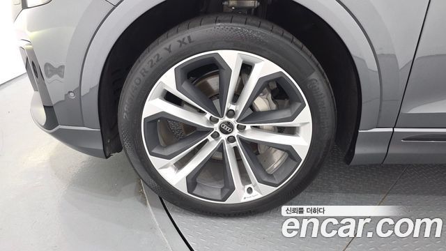 Audi Q8 из Кореи Encar