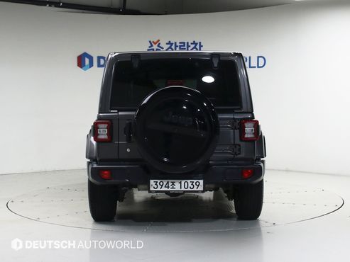 Jeep Wrangler 2.0 Overland 4Door 4xe — пробег 167 513 км — фото 4 из 5