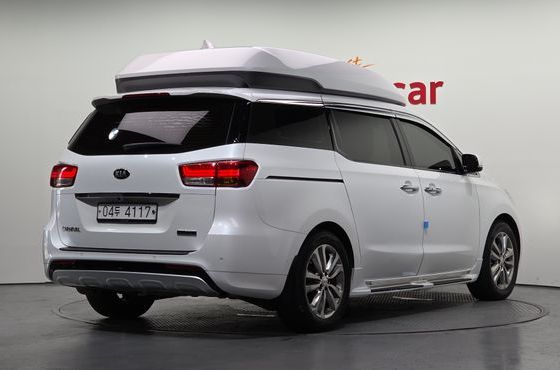 Kia Carnival 9-seater Hi-Limousine Prestige High roof — пробег 174 405 км — фото 2 из 5