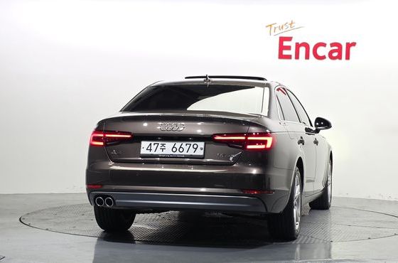 Audi A4 35 TDI Premium — пробег 39 942 км — фото 4 из 5