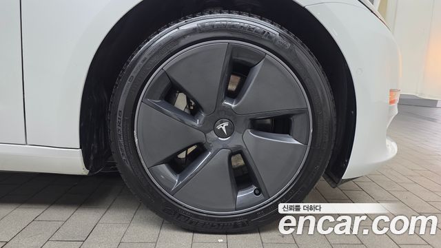 Tesla Model 3 Long Range AWD — пробег 62 127 км — фото 5 из 5