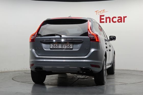 Volvo XC60 D4 1st — пробег 140 301 км — фото 4 из 5
