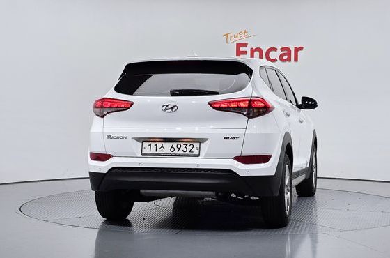 Hyundai Tucson Diesel 1.7 2WD Style — пробег 105 415 км — фото 4 из 5