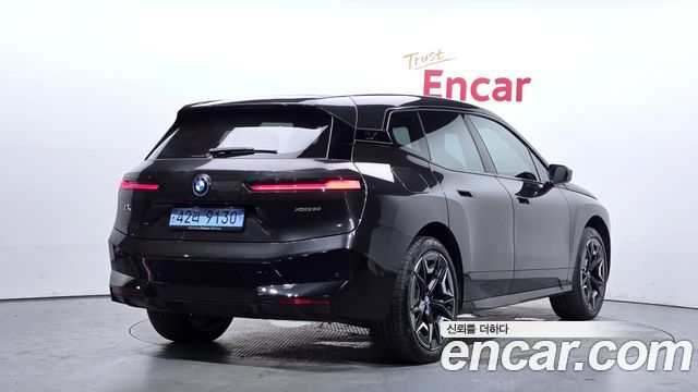 BMW iX из Кореи Encar