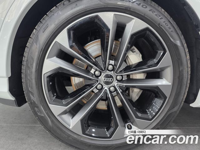 Audi Q7 из Кореи Encar