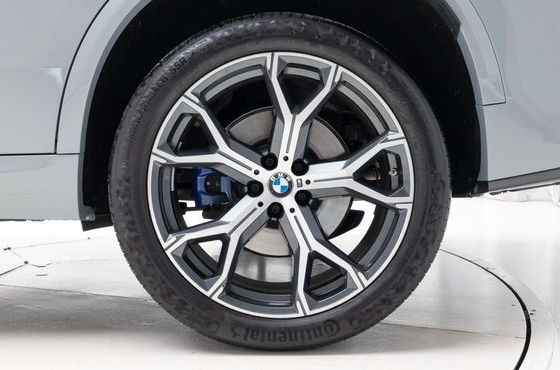 BMW X5 xDrive 30d M Sport — пробег 18 200 км — фото 5 из 5
