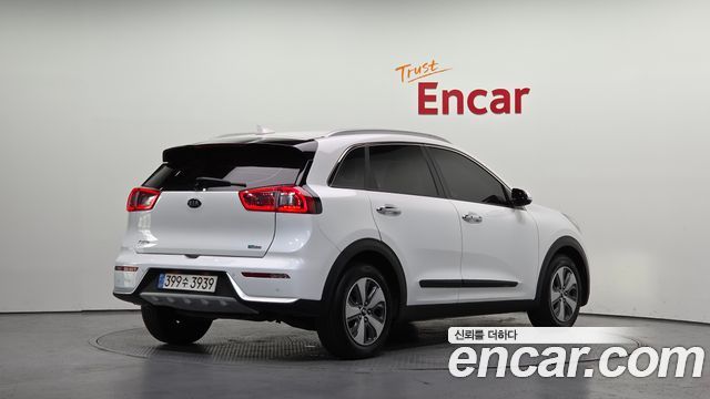 Kia Niro из Кореи Encar