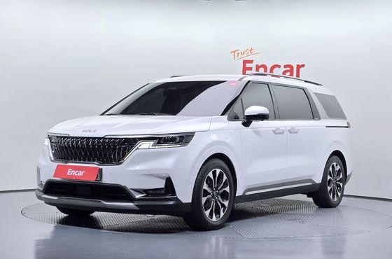 Kia Carnival Gasoline 9-Seater Signature — пробег 124 871 км — фото 1 из 5