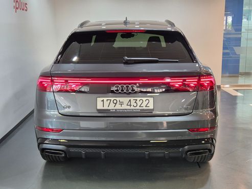 Audi Q8 55 TFSI Quattro Premium — пробег 3 124 км — фото 4 из 5