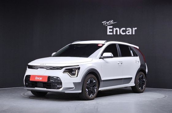 Kia Niro Earth — пробег 11 026 км — фото 1 из 5