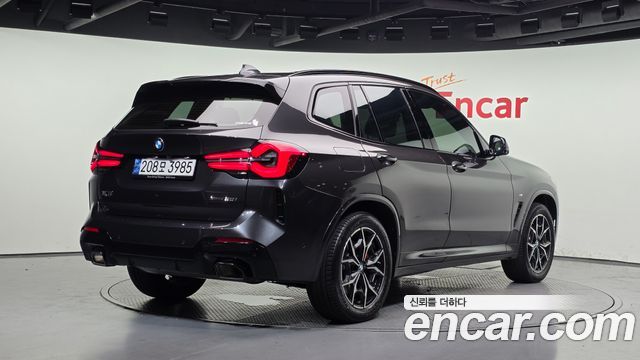 BMW X3 xDrive 20i M Sports Pro — пробег 13 604 км — фото 2 из 5