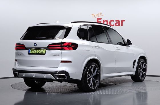 BMW X5 xDrive 40i M Sport — пробег 8 578 км — фото 2 из 5