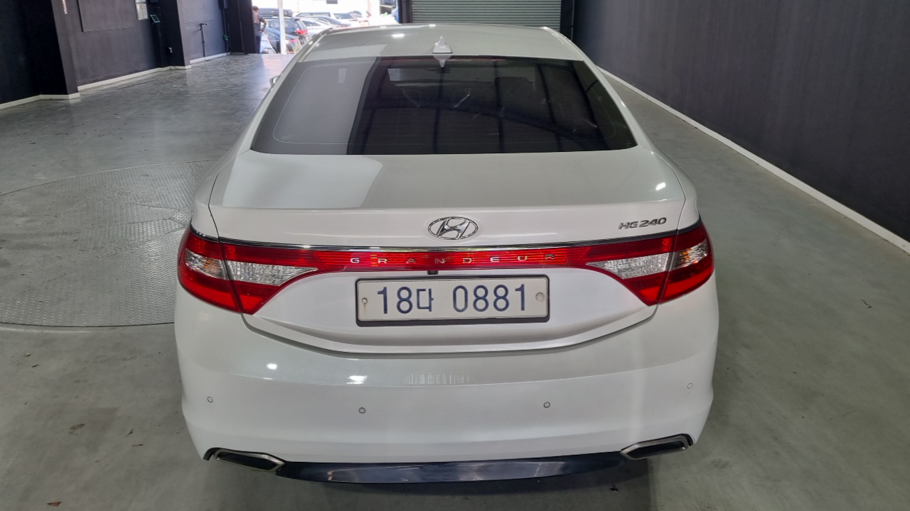 Hyundai Grandeur из Кореи Encar