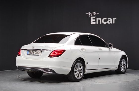 Mercedes-Benz C-Class C200 Avantgarde — пробег 45 890 км — фото 2 из 5