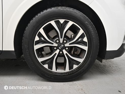 Kia Carnival 9-Seater Prestige — пробег 230 000 км — фото 5 из 5