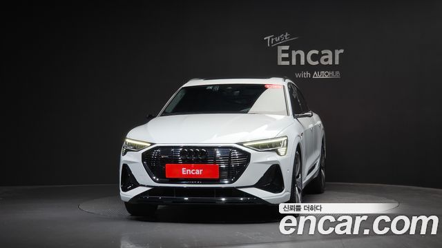 Audi e-tron из Кореи Encar