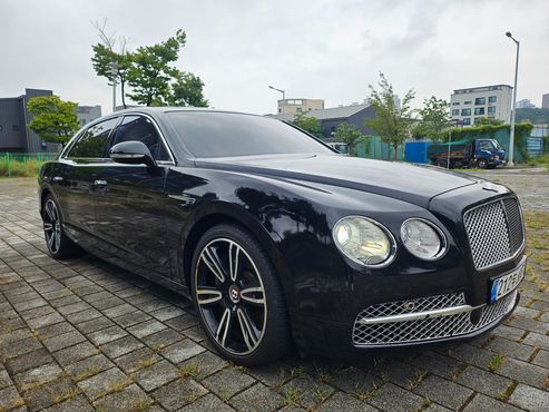Bentley Flying Spur 4.0 — пробег 119 868 км — фото 2 из 5