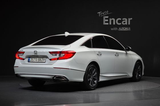 Honda Accord 1.5 Turbo — пробег 136 080 км — фото 2 из 5