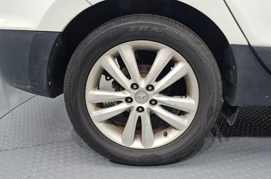 Hyundai Tucson Diesel 2WD LX20 Luxury — пробег 216 486 км — фото 5 из 5