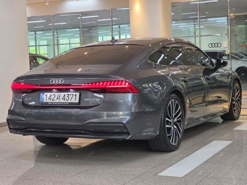 Audi A7 55 TFSI Quattro Premium — пробег 38 737 км — фото 2 из 5