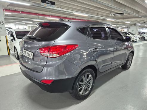 Hyundai Tucson Diesel(e-VGT) 2WD Smart — пробег 180 000 км — фото 4 из 5