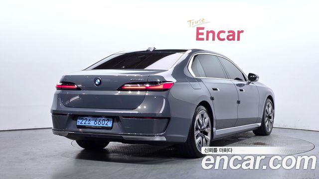 BMW i7 из Кореи Encar