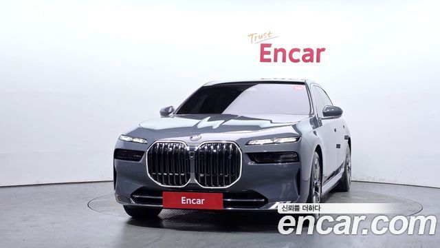 BMW i7 из Кореи Encar