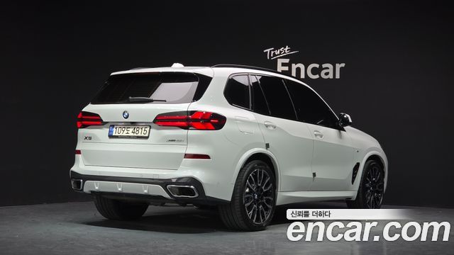 BMW X5 xDrive 40i M Sport — пробег 56 193 км — фото 2 из 5
