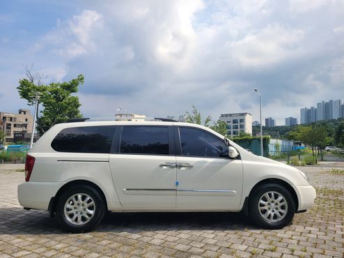 Kia Carnival Grand Carnival GLX Premium — пробег 124 267 км — фото 3 из 5