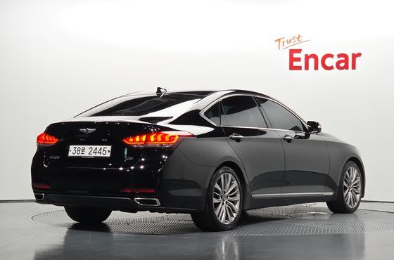 Hyundai Genesis G330 Premium — пробег 34 753 км — фото 2 из 5