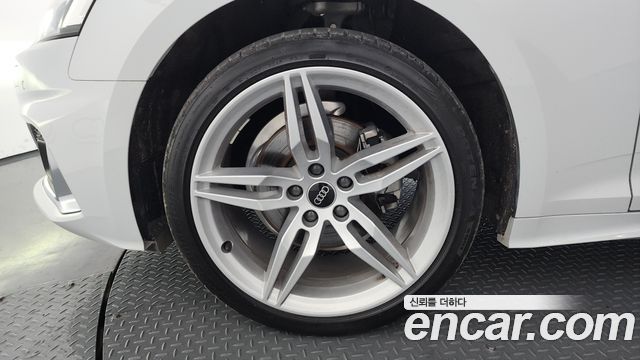 Audi A5 из Кореи Encar