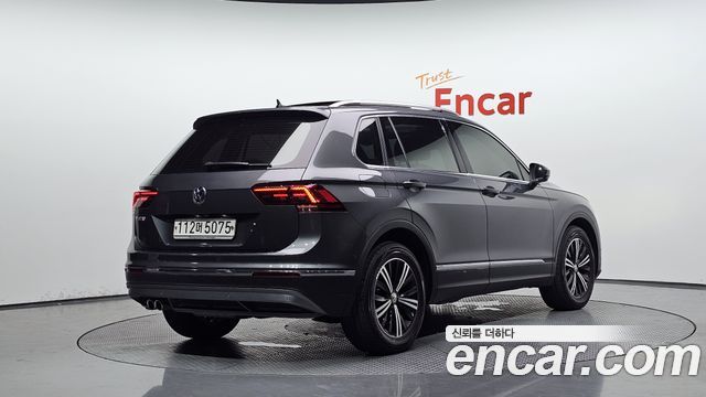 Volkswagen Tiguan из Кореи Encar