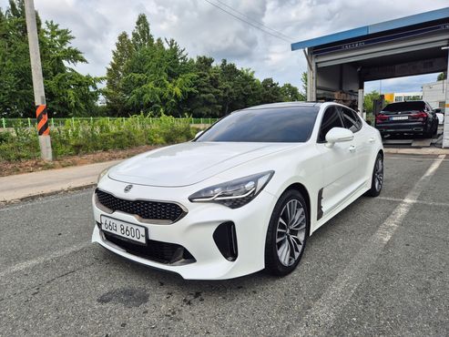 Kia Stinger 2.0 Turbo AWD Prime — пробег 94 000 км — фото 1 из 5