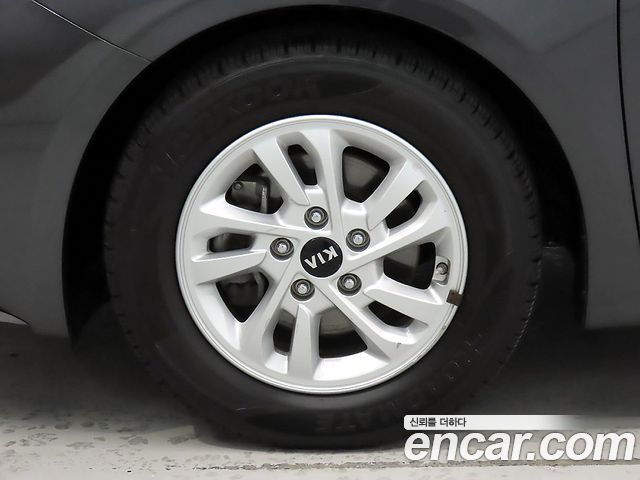 Kia K3 Luxury — пробег 178 610 км — фото 5 из 5