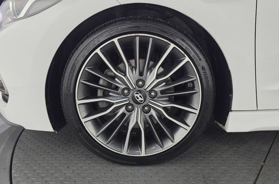 Hyundai AVANTE 1.6 Turbo Sport — пробег 144 308 км — фото 5 из 5