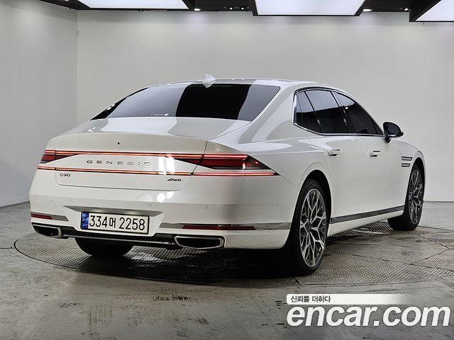Genesis G90 из Кореи Encar