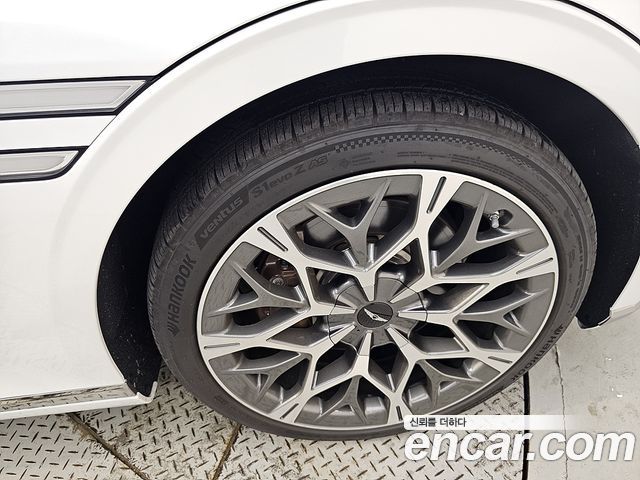 Genesis G90 из Кореи Encar
