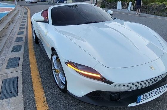 Ferrari Roma 3.9 Spider — пробег 1 509 км — фото 1 из 5