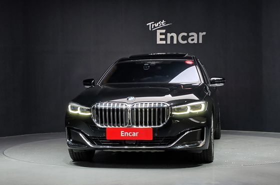 BMW 7-Series M760Li xDrive V12 Excellence — пробег 69 459 км — фото 3 из 5