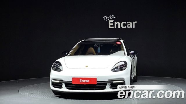 Porsche Panamera 3.0 AWD — пробег 105 736 км — фото 3 из 5