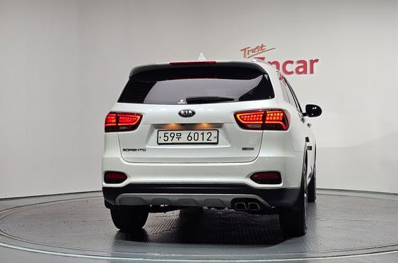 Kia Sorento Diesel 2.0 2WD Noblesse — пробег 132 574 км — фото 4 из 5