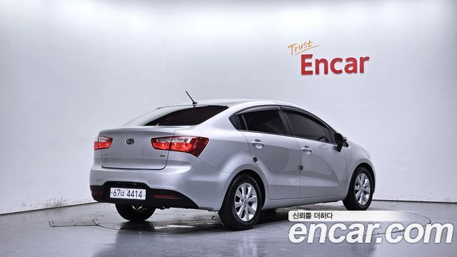 Kia pride 1.6 GDI Sedan Luxury — пробег 155 897 км — фото 2 из 5