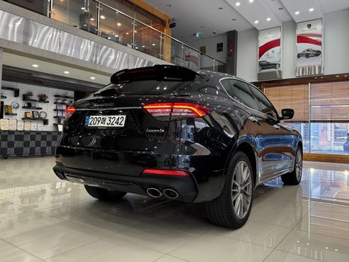 Maserati Levante 3.0 AWD GranSport — пробег 41 040 км — фото 2 из 5
