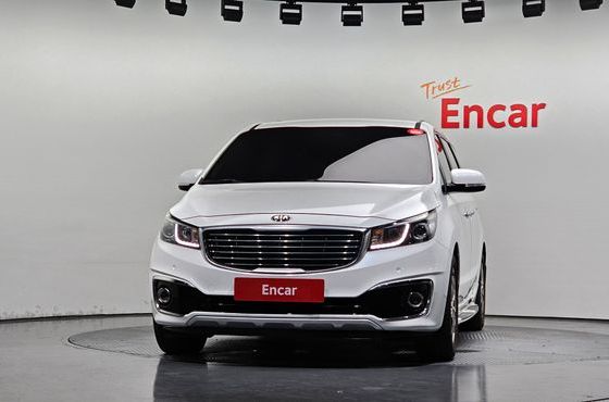 Kia Carnival 9-seater Prestige — пробег 123 154 км — фото 3 из 5