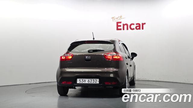 Kia pride 1.4 MPI Hatchback Deluxe — пробег 89 150 км — фото 4 из 5