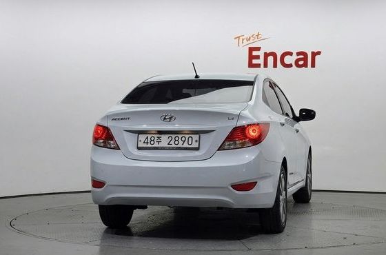Hyundai Accent 1.4 VVT Smart Special — пробег 72 586 км — фото 4 из 5