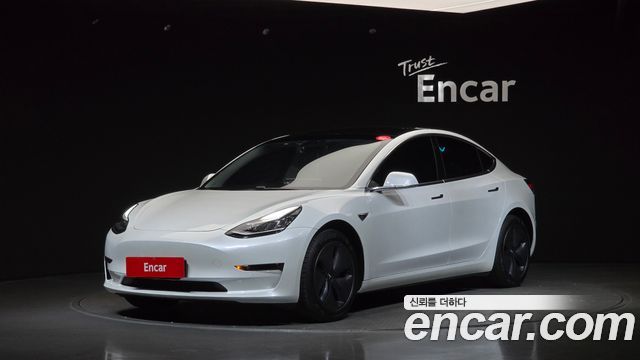 Tesla Model 3 Standard Range Plue RWD — пробег 41 533 км — фото 1 из 5