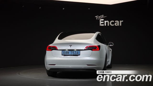 Tesla Model 3 Standard Range Plue RWD — пробег 41 533 км — фото 4 из 5