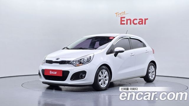 Kia pride 1.6 GDI Hatchback Luxury — пробег 65 502 км — фото 1 из 5